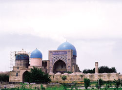 Kok Gumbaz Mosque and Doru Tilovat