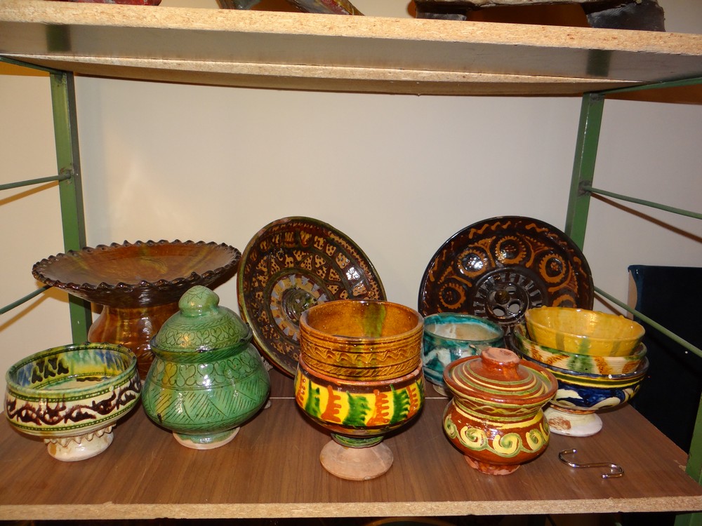 Gizhduvani style ceramics