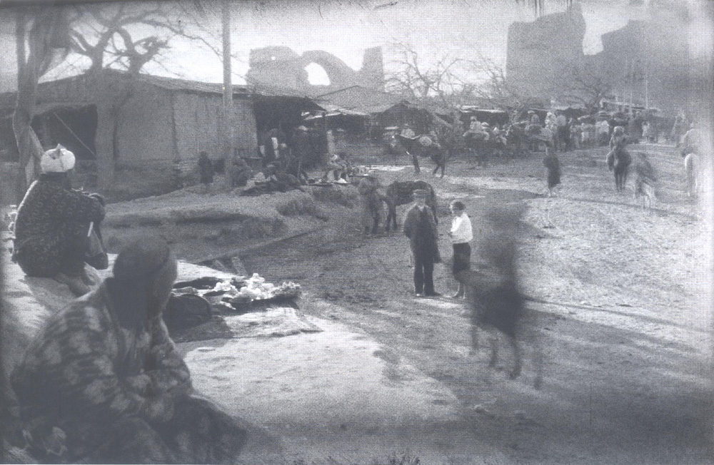 At the bazaar. 1927. Samarkand
