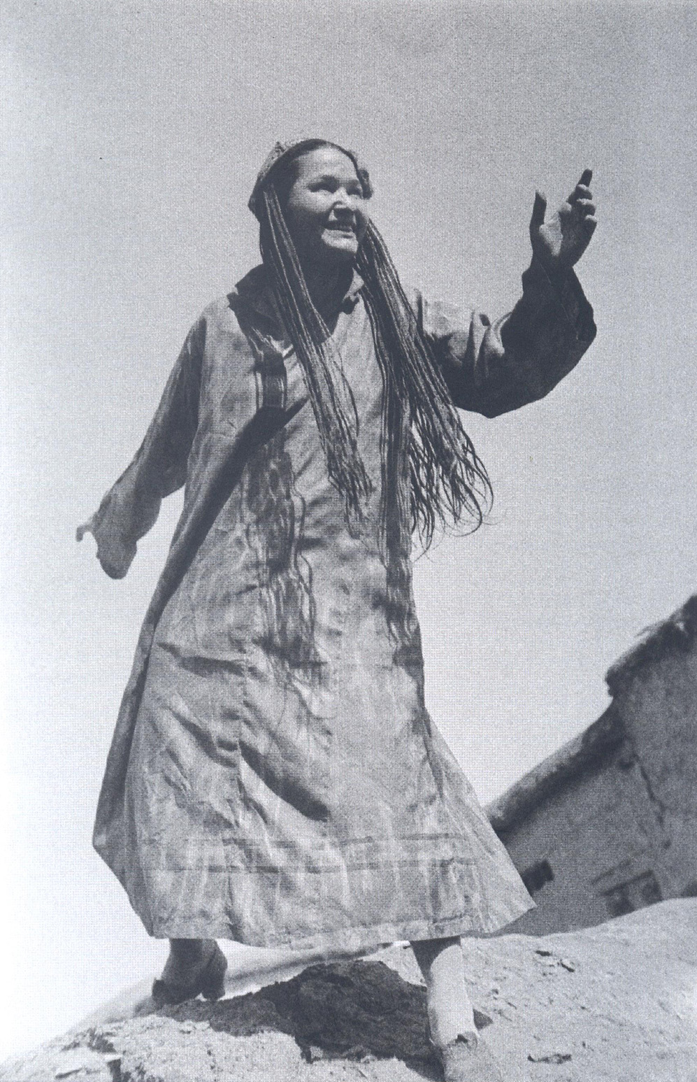Actress Sara Inshanturaeva. 1932. Tashkent